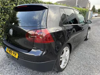 Foto 20 van Volkswagen Golf 2.0 FSI Sportline | Leer | Schuifdak | Navi | Autom. Airco | Cruise Control | LMV |