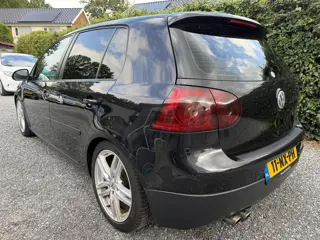 Foto 19 van Volkswagen Golf 2.0 FSI Sportline | Leer | Schuifdak | Navi | Autom. Airco | Cruise Control | LMV |