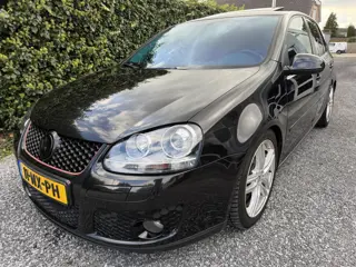 Foto 16 van Volkswagen Golf 2.0 FSI Sportline | Leer | Schuifdak | Navi | Autom. Airco | Cruise Control | LMV |