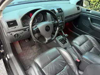 Foto 13 van Volkswagen Golf 2.0 FSI Sportline | Leer | Schuifdak | Navi | Autom. Airco | Cruise Control | LMV |