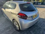Foto 15 van Peugeot 208 1.2 PureTech Allure (bj 2017)