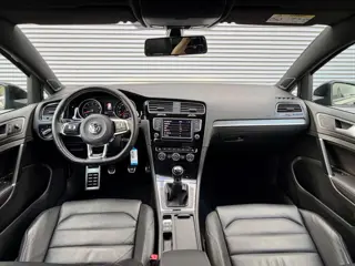 Foto 18 van Volkswagen Golf 1.4 TSI R-Line | 1E EIGENAAR | LEER | DYNAUDIO | NAVIGATIE