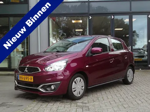 Mitsubishi Space Star 1.0 Cool+ Staat in De Krim (bj 2018)