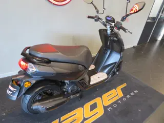 Foto 20 van Peugeot STREETZONE KISBEE BROM SCOOTER (bj 2022)