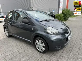 Foto 12 van Toyota Aygo 1.0-12V Access| Airco| APK 2027
