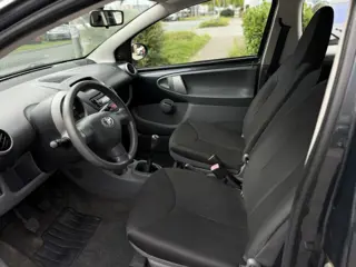 Foto 13 van Toyota Aygo 1.0-12V Access| Airco| APK 2027