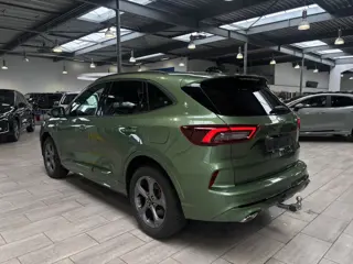 Foto 18 van Ford Kuga 2.5 PHEV 243 pk ST-Line X | Trekhaak | AGR stoelen | Adapt. Cruise | Winter Pack | B&O | 3