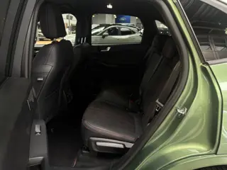 Foto 16 van Ford Kuga 2.5 PHEV 243 pk ST-Line X | Trekhaak | AGR stoelen | Adapt. Cruise | Winter Pack | B&O | 3