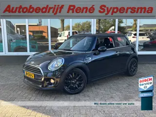 Foto 19 van MINI 3-deurs 1.5 Cooper Business | Bluetooth | Navi | Cruise | Airco
