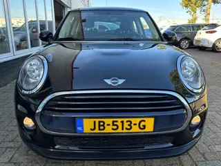 Foto 12 van MINI 3-deurs 1.5 Cooper Business | Bluetooth | Navi | Cruise | Airco