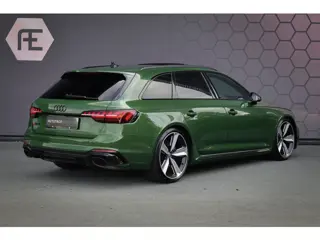 Foto 13 van Audi A4 Avant 2.9 TFSI RS 4 quattro BTW | KERAMISCH | MASSAGE | PANORAMADAK | ADAPTIVE | STOELVERWAR