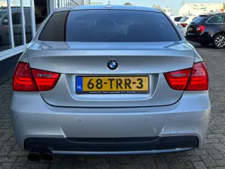 Foto 16 van BMW 3 Serie 318i Corporate Lease | M Pakket | Parkeersensoren | Bluetooth | Navi