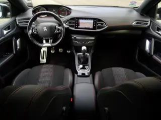 Foto 11 van Peugeot 308 1.2 PureTech GT-line | Perfect onderhoud! | D-Riem v.v |