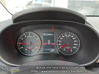 Foto 11 van Kia Picanto 1.0 DPi DynamicPlusLine | Carplay | Keyless | Cruise | Airco | Achteruitrijcamera + Sens