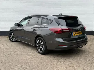 Foto 14 van Ford Focus Wagon 1.0EcoBoost Hybrid Titanium TREKHAAK CAMERA