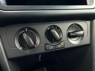 Foto 15 van Volkswagen Polo 1.2-12V | 2e Eigenaar | Airco | 16" Velgen | AUX | Elektrisch pakket | Dealer Onderh