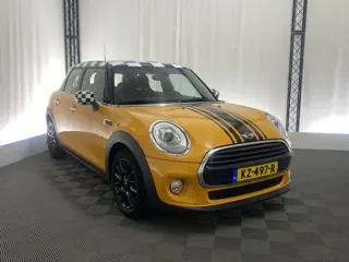 Foto 18 van MINI 5-deurs 1.5 Cooper Chili Serious Business | Bluetooth | Cruise Control | Climate Control |