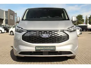 Foto 20 van Ford E-Transit Custom 320 L1H1 Kombi Limited | 9 persoons | 71kWh | 100kW/136pk | Trekgewicht 2300kg