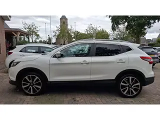 Foto 15 van Nissan Qashqai 1.2 Connect Edition. Leder, stoelverw, pano, 360 camera, cruise, navigatie, trekhaak,