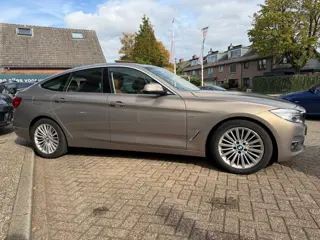 Foto 15 van BMW 3-serie Gran Turismo 320i xDrive High Executive