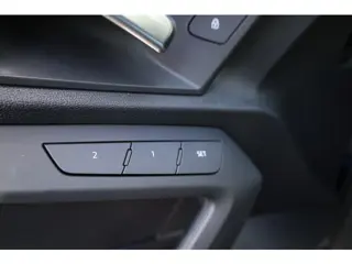 Foto 11 van Audi A3 Sportback 40 TFSI e Edition | BTW | VOL! | PANO | MASSAGE | B&O | MEMORY | CAMERA | SFEER |