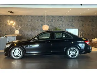 Foto 20 van Mercedes-Benz C-Klasse 280 Avantgarde AMG I Automaat I NL Auto