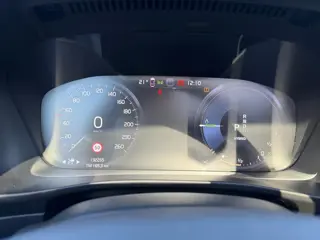 Foto 14 van Volvo XC40 T5 Recharge R-Design | Luxury Line | Dealer onderhouden