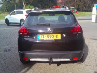 Foto 13 van Peugeot 2008 1.2 PureTech Allure Staat in De Krim