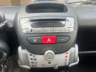 Foto 15 van Toyota Aygo 1.0 VVT-i Comfort |Airco|NAP|5DRS|Nw.APK|EL.Ramen