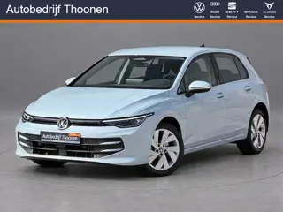 Foto 20 van Volkswagen Golf 1.5 eHybrid Life Edition | keyless | camera | dodehoek |