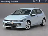 Foto 30 van Volkswagen Golf 1.5 eHybrid Life Edition | keyless | camera | dodehoek |