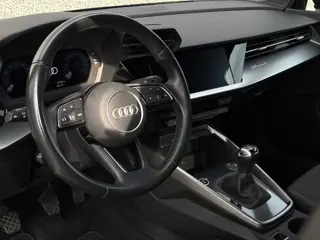 Foto 12 van Audi A3 Sportback 35 TFSI Pro Line - Apple Carplay - Cruise Control -