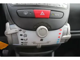Foto 14 van Toyota Aygo 1.0-12V Comfort Airco