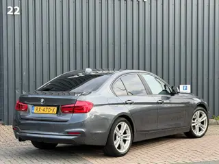 Foto 20 van BMW 3-serie 318i Centennial High Executive|Trekhaak|Cam|Navi|Mega Goed Onderhouden