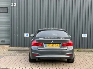 Foto 15 van BMW 3-serie 318i Centennial High Executive|Trekhaak|Cam|Navi|Mega Goed Onderhouden