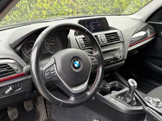 Foto 18 van BMW 1-serie 116i Sport/Navi/Trekhaak/NAP