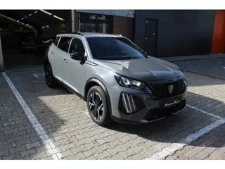 Foto 18 van Peugeot 2008 1.2 PureTech 130 Allure Camera | Stoelverw. | Carplay/andriod