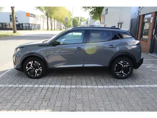 Foto 17 van Peugeot 2008 1.2 PureTech 130 Allure Camera | Stoelverw. | Carplay/andriod
