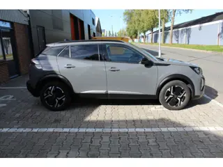 Foto 16 van Peugeot 2008 1.2 PureTech 130 Allure Camera | Stoelverw. | Carplay/andriod