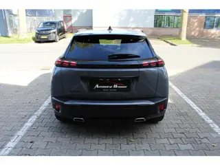 Foto 14 van Peugeot 2008 1.2 PureTech 130 Allure Camera | Stoelverw. | Carplay/andriod