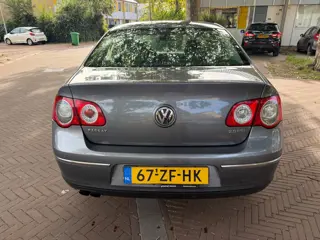 Foto 15 van Volkswagen Passat Airco / 192.000 nap / koopje