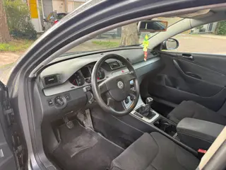 Foto 20 van Volkswagen Passat Airco / 192.000 nap / koopje