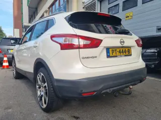 Foto 14 van Nissan Qashqai 1.2 Tekna 360camera Vol Opties
