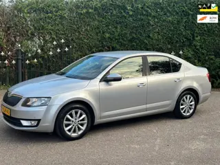 Skoda Octavia 1.4 TSI Greentech Ambition Businessline Automaat Clima Cruise PDC LMV Goed Onderhouden