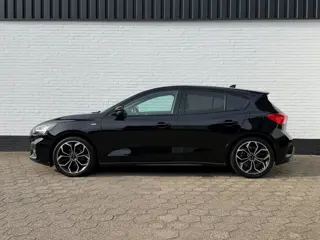 Foto 13 van Ford Focus 1.0 EcoBoost ST Line 125pk l CRUISE l CAMERA!