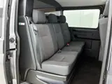 Foto 29 van Volkswagen Transporter 2.0 TDI L2H1 Automaat Dubbele Cabine Airco Cruise Control Navigatie Parkeerse