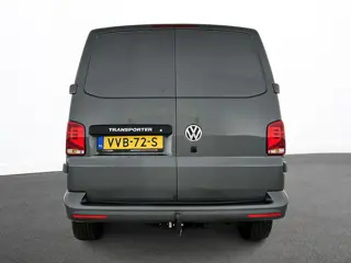 Foto 17 van Volkswagen Transporter 2.0 TDI L2H1 Automaat Dubbele Cabine Airco Cruise Control Navigatie Parkeerse
