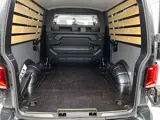 Foto 26 van Volkswagen Transporter 2.0 TDI L2H1 Automaat Dubbele Cabine Airco Cruise Control Navigatie Parkeerse