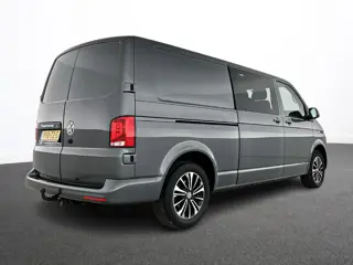 Foto 15 van Volkswagen Transporter 2.0 TDI L2H1 Automaat Dubbele Cabine Airco Cruise Control Navigatie Parkeerse