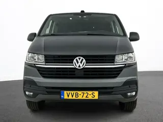 Foto 14 van Volkswagen Transporter 2.0 TDI L2H1 Automaat Dubbele Cabine Airco Cruise Control Navigatie Parkeerse